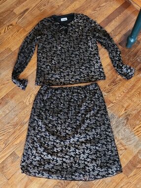 Two-Piece Black & Tan Floral Velvet Top and Skirt Set LAPIS Los Angelos